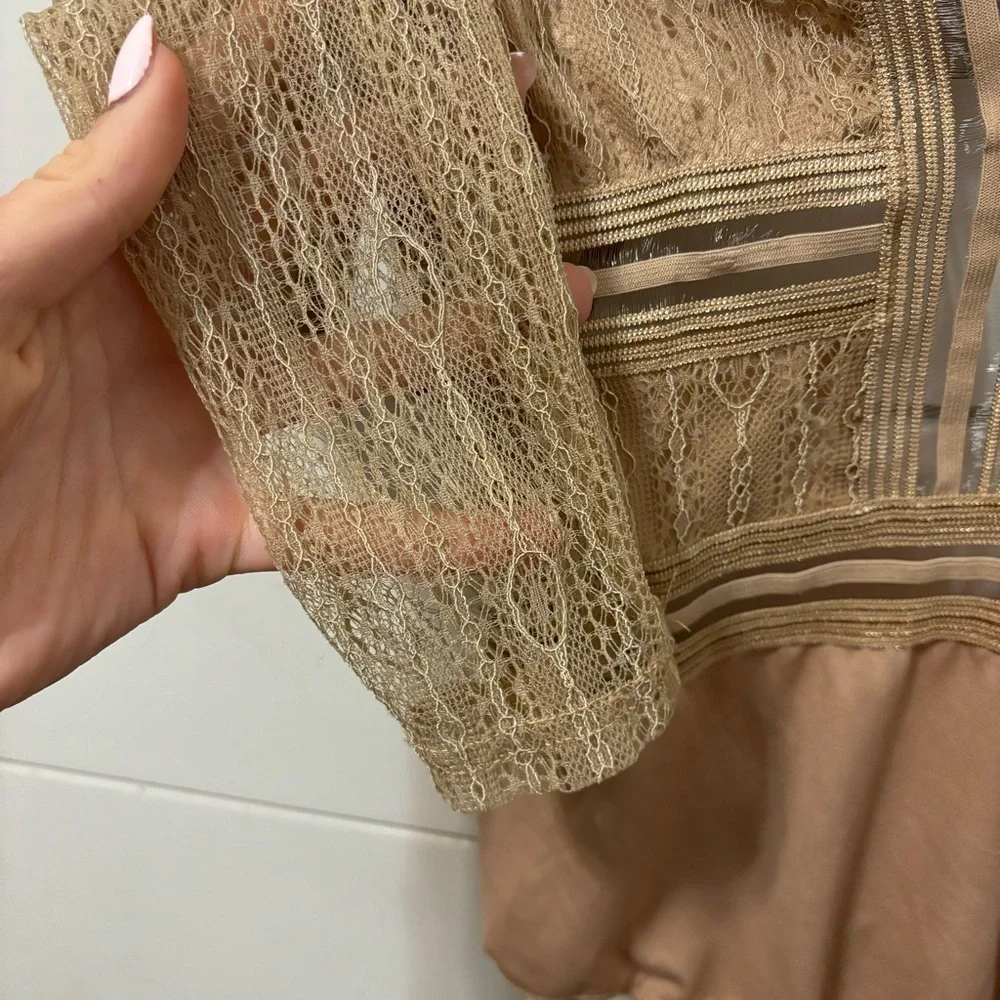 Lulu’s Casita Beige Sheer Lace Long Sleeve Bodysuit
